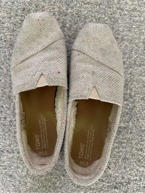 TOMS Cream Speckled Slip-On Flats